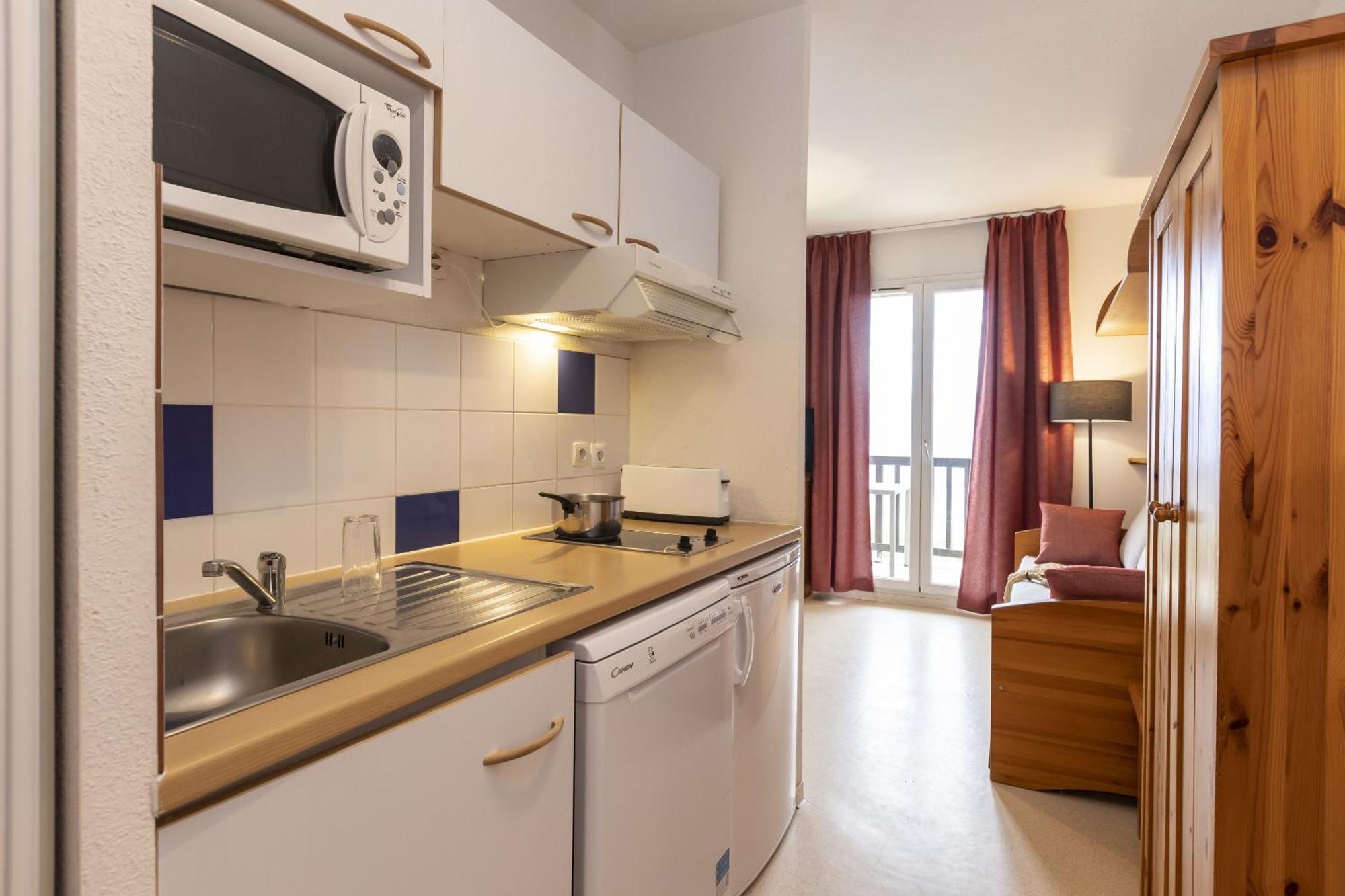 Residence Odalys Mille Soleils Font-Romeu-Odeillo-Via Exterior photo